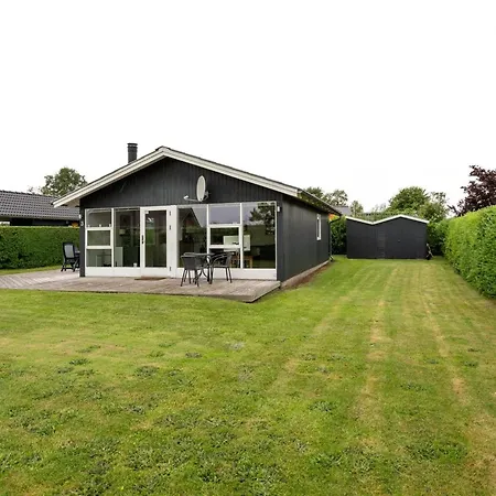 Holiday home Blesse - 250m From The Sea In Se Jutland By Interhome Hejls