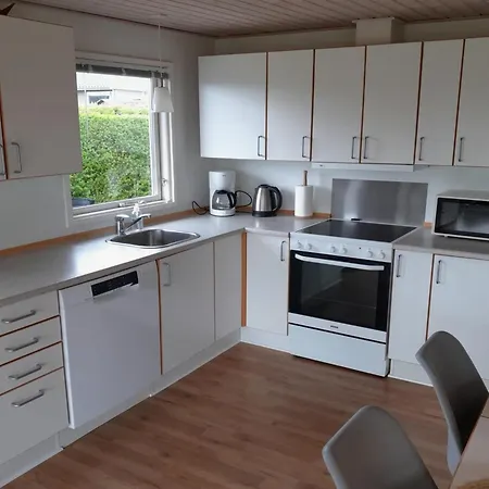 Blesse - 250m From The Sea By Interhome Hejls