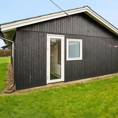 Blesse - 250m From The Sea By Interhome